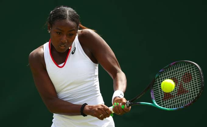 Mandatory Credit: Photo by Ella Ling Shutterstock (13995916t) Alycia Parks in action during her match vs Ana Bogdan Wimbledon Tennis Championships, Day 4, The All England Lawn Tennis and Croquet Club, London, UK - 06 Jul 2023 Wimbledon Tennis Championships, Day 4, The All England Lawn Tennis and Croquet Club, London, UK - 06 Jul 2023  Copyright: xEllaxLing Shutterstockx 13995916t