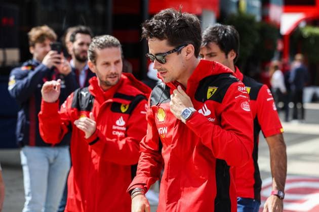 LECLERC Charles (mco), Scuderia Ferrari F1-75, portrait during the 2023 Formula 1 Aramco British Grand Prix, 10th round of the 2023 Formula One World Championship, WM, Weltmeisterschaft from July 7 to 9, 2023 on the Silverstone Circuit, in Silverstone, United Kingdom - F1 - BRITISH GRAND PRIX 2023 DPPI Panoramic  00123024_AV6_0270 