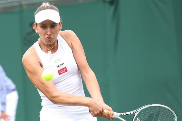 The Championships Wimbledon 2023- DAY 4- 06 07 2023 Great Britain, London, All England Lawn Tennis Club, The Championships Wimbledon 2023 - DAY 4- 06 07 2023 Belgian player Elise Mertens (BEL) pictured during her second round against Elina Svitolina (UKR) in London , All England Lawn Tennis Club at The Championships Wimbledon 2023 LONDON GREAT BRITAIN  Copyright: xMélaniexJeusettex