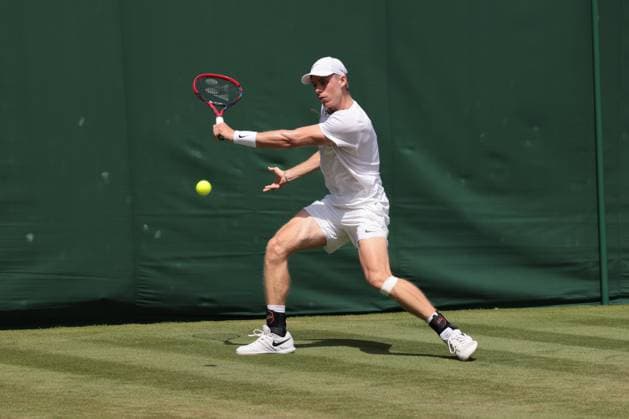 2023 Wimbledon Tournament LONDRES, LO - 06.07.2023: 2023 WIMBLEDON TOURNAMENT - Denis Shapovalov (CAN) during Wimbledon 2023 Tournament held in London, England. (Photo: Andre Chaco Fotoarena) x2397945x  AndrexChaco