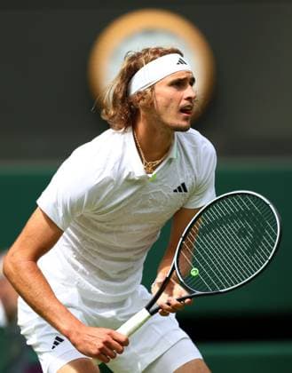 Mandatory Credit: Photo by Simon Dael Shutterstock (13995920bh) Alexander Zverev during his first round match Wimbledon Tennis Championships, Day 4, The All England Lawn Tennis and Croquet Club, London, UK - 06 Jul 2023 Wimbledon Tennis Championships, Day 4, The All England Lawn Tennis and Croquet Club, London, UK - 06 Jul 2023  Copyright: xSimonxDael Shutterstockx 13995920bh