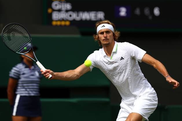 Mandatory Credit: Photo by Simon Dael Shutterstock (13995920br) Alexander Zverev during his first round match Wimbledon Tennis Championships, Day 4, The All England Lawn Tennis and Croquet Club, London, UK - 06 Jul 2023 Wimbledon Tennis Championships, Day 4, The All England Lawn Tennis and Croquet Club, London, UK - 06 Jul 2023  Copyright: xSimonxDael Shutterstockx 13995920br