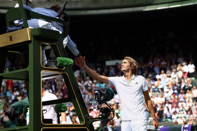 Mandatory Credit: Photo by Simon Dael Shutterstock (13995920bx) Alexander Zverev celebrates victory in his first round match Wimbledon Tennis Championships, Day 4, The All England Lawn Tennis and Croquet Club, London, UK - 06 Jul 2023 Wimbledon Tennis Championships, Day 4, The All England Lawn Tennis and Croquet Club, London, UK - 06 Jul 2023  Copyright: xSimonxDael Shutterstockx 13995920bx