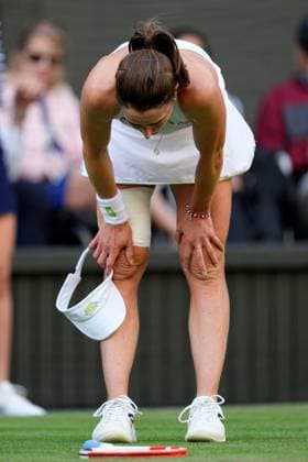 Mandatory Credit: Photo by Dave Shopland Shutterstock (13995918am) Alize Cornet in tears after a fall during her second round match Wimbledon Tennis Championships, Day 4, The All England Lawn Tennis and Croquet Club, London, UK - 06 Jul 2023 Wimbledon Tennis Championships, Day 4, The All England Lawn Tennis and Croquet Club, London, UK - 06 Jul 2023  Copyright: xDavexShopland Shutterstockx 13995918am