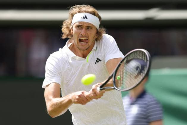 Alexander Zverev, GER, during rain delayed first round of 2023 All England Lawn Tennis Championships at Wimbledon, gentlemens singles, London, 06 07 2023