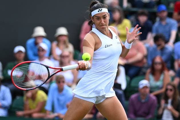 Wimbledon Championships Day 4 Caroline Garcia (FRA) plays her second round match at the 2023 Wimbledon Championships at the AELTC in London, UK, on July 6, 2023. Photo by Corinne Dubreuil ABACAPRESS.COM London United Kingdom  Copyright: xDubreuilxCorinne ABACAx 859826_007 DubreuilxCorinne ABACAx 859826_007