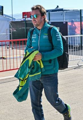 Formula 1 Lenovo British Grand Prix Fernando Alonso, Aston Martin arrives in the Paddock on practice day during the Formula 1 Aramco British Grand Prix at Silverstone, Towcester, Northamptonshire, UK on July 07 2023. Lee Floyd, Credit:Lee Floyd Avalon UK, Northamptonshire, Towcester, Silverstone  Copyright: xLeexFloydx xAvalonx 0787697152