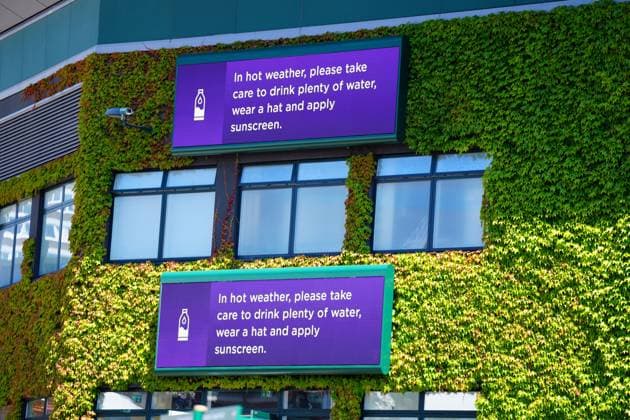 Mandatory Credit: Photo by Javier Garcia Shutterstock (13995928ab) Hot weather signange Wimbledon Tennis Championships, Day 5, The All England Lawn Tennis and Croquet Club, London, UK - 07 Jul 2023 Wimbledon Tennis Championships, Day 5, The All England Lawn Tennis and Croquet Club, London, UK - 07 Jul 2023  Copyright: xJavierxGarcia Shutterstockx 13995928ab