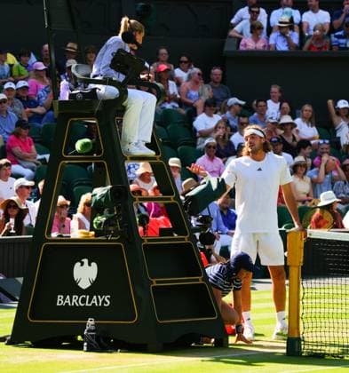 Mandatory Credit: Photo by Javier Garcia Shutterstock (13995928dr) Stefanos Tsitsipas complains to the umpire during his second round match Wimbledon Tennis Championships, Day 5, The All England Lawn Tennis and Croquet Club, London, UK - 07 Jul 2023 Wimbledon Tennis Championships, Day 5, The All England Lawn Tennis and Croquet Club, London, UK - 07 Jul 2023  Copyright: xJavierxGarcia Shutterstockx 13995928dr