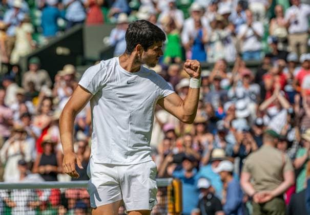 Tennis - Wimbledon Championship 2023 - Day 3 LONDON, ENGLAND - Wednesday, July 5, 2023: Carlos Alcaraz (ESP) (L) celebrates after the Gentlemen s Singles 2nd Round match on Day Three of The Championships Wimbledon 2023 at the All England Lawn Tennis and Croquet Club. Alvarez won 6-4 7-6(2) 6-3. LONDON All England Lawn Tennis and Croq GREATER LONDON ENGLAND  Copyright: xKirstenxHolstx P2023-07-07-Wimbledon_Day_5-7