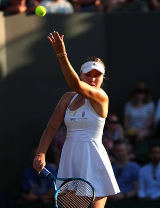 Mandatory Credit: Photo by Ella Ling Shutterstock (13995924ek) Sofia Kenin in action against Elina Svitolina Wimbledon Tennis Championships, Day 5, The All England Lawn Tennis and Croquet Club, London, UK - 07 Jul 2023 Wimbledon Tennis Championships, Day 5, The All England Lawn Tennis and Croquet Club, London, UK - 07 Jul 2023  Copyright: xEllaxLing Shutterstockx 13995924ek