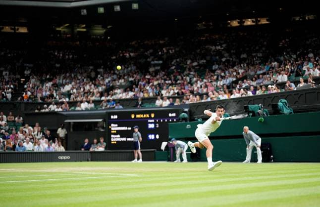 Mandatory Credit: Photo by Dave Shopland Shutterstock (13995926ak) Novak Djokovic in action against Stan Wawrinka infront of a large crowd on centre court despite a late Friday evening finish Wimbledon Tennis Championships, Day 5, The All England Lawn Tennis and Croquet Club, London, UK - 07 Jul 2023 Wimbledon Tennis Championships, Day 5, The All England Lawn Tennis and Croquet Club, London, UK - 07 Jul 2023  Copyright: xDavexShopland Shutterstockx 13995926ak