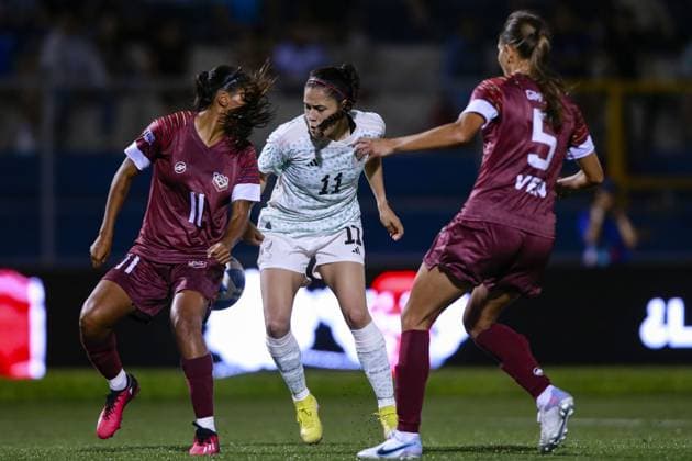 RECORD DATE NOT STATED JCC San Salvador 2023 Venezuela 1-2 Mexico Final Gold Medal (L-R), Raiderlin Carrasco of Venezuela and Lizbeth Ovalle of Mexico during the game Venezuela vs Mexico (Mexican national team, Nationalteam , corresponding to Final Gold Medal of Womens Soccer at the Central American and Caribbean Games San Salvador 2023, at Las Delicias National Stadium, on July 07, 2023. <br><br> (I-D), Raiderlin Carrasco de Venezuela y Lizbeth Ovalle de Mexico durante el partido Venezuela vs Mexico (Seleccion Mexicana), correspondiente a Final por Medalla de Oro del Futbol Femenino en los Juegos Centroamericanos y del Caribe San Salvador 2023, en el Estadio Nacional Las Delicias, el 07 de Julio de 2023. SAN SALVADOR SAN SALVADOR EL SALVADOR Copyright: xUlisesxNaranjox 20230707215940_JCC_23_W_VEN_MEX_OVALLE58