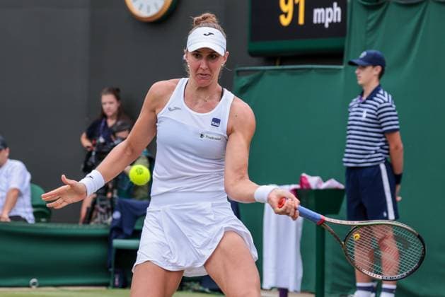 2023 Wimbledon Tournament LONDRES, LO - 08.07.2023: 2023 WIMBLEDON TOURNAMENT - Beatriz Haddad Maia (BRA) during the 2023 Wimbledon Tournament held in London, England. (Photo: Andre Chaco Fotoarena) x2398639x  AndrexChaco