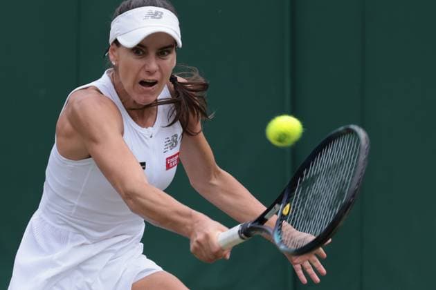 2023 Wimbledon Tournament LONDRES, LO - 08.07.2023: 2023 WIMBLEDON TOURNAMENT - Sorana Cirstea (ROM) during the 2023 Wimbledon Tournament held in London, England. (Photo: Andre Chaco Fotoarena) x2398640x  AndrexChaco