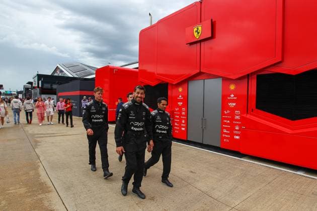 July 8, 2023, Silverstone, Englan, Great Britain: Apex GP team Personnel..during FORMULA 1 ARAMCO BRITISH GRAND PRIX 2023 - jUL7-9 Silverstone, Great Britain Silverstone Great Britain - ZUMAm217 20230708_zsp_m217_292 Copyright: xAlessioxDexMarcox