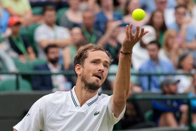 2023 Wimbledon Tournament LONDRES, LO - 08.07.2023: 2023 WIMBLEDON TOURNAMENT - Danil Medvedev (RUS) during Wimbledon 2023 Tournament held in London, England. (Photo: Andre Chaco Fotoarena) x2398724x  AndrexChaco