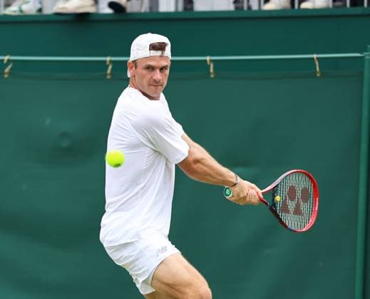 TENNIS - Wimbledon 2023 LONDON,ENGLAND,08.JUL.23 - TENNIS - ATP, Tennis Herren World Tour, Wimbledon, Grand Slam. Image shows Tommy Paul (USA) .  GEPAxpictures xAlanxGrieves