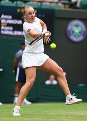 Mandatory Credit: Photo by Simon Dael Shutterstock (14001530dc) Anna Blinkova during her third round match Wimbledon Tennis Championships, Day 6, The All England Lawn Tennis and Croquet Club, London, UK - 08 Jul 2023 Wimbledon Tennis Championships, Day 6, The All England Lawn Tennis and Croquet Club, London, UK - 08 Jul 2023  Copyright: xSimonxDael Shutterstockx 14001530dc