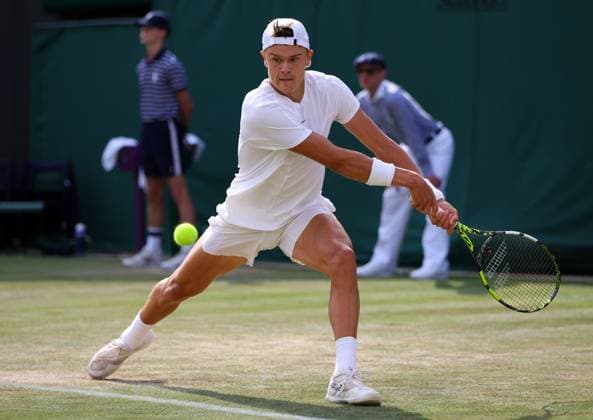 Mandatory Credit: Photo by Ella Ling Shutterstock (14001529av) Holger Rune during his third round match Wimbledon Tennis Championships, Day 6, The All England Lawn Tennis and Croquet Club, London, UK - 08 Jul 2023 Wimbledon Tennis Championships, Day 6, The All England Lawn Tennis and Croquet Club, London, UK - 08 Jul 2023  Copyright: xEllaxLing Shutterstockx 14001529av