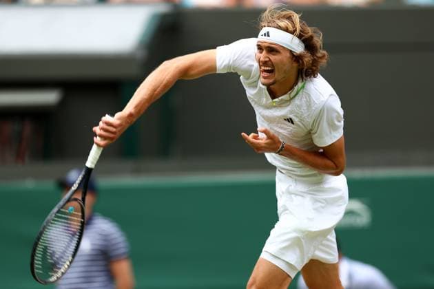 Mandatory Credit: Photo by Simon Dael Shutterstock (14001530ep) Alexander Zverev during his third round match Wimbledon Tennis Championships, Day 6, The All England Lawn Tennis and Croquet Club, London, UK - 08 Jul 2023 Wimbledon Tennis Championships, Day 6, The All England Lawn Tennis and Croquet Club, London, UK - 08 Jul 2023  Copyright: xSimonxDael Shutterstockx 14001530ep
