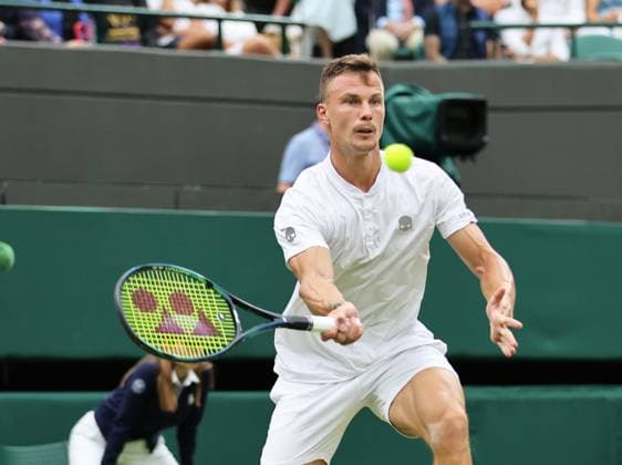 TENNIS - Wimbledon 2023 LONDON,ENGLAND,08.JUL.23 - TENNIS - ATP, Tennis Herren World Tour, Wimbledon, Grand Slam. Image shows Marton Fucsovics (HUN).  GEPAxpictures xAlanxGrieves