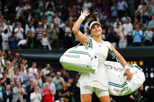 Mandatory Credit: Photo by Javier Garcia Shutterstock (14001532iu) Bianca Andreescu waves to the crowd after her third round match Wimbledon Tennis Championships, Day 6, The All England Lawn Tennis and Croquet Club, London, UK - 08 Jul 2023 Wimbledon Tennis Championships, Day 6, The All England Lawn Tennis and Croquet Club, London, UK - 08 Jul 2023  Copyright: xJavierxGarcia Shutterstockx 14001532iu