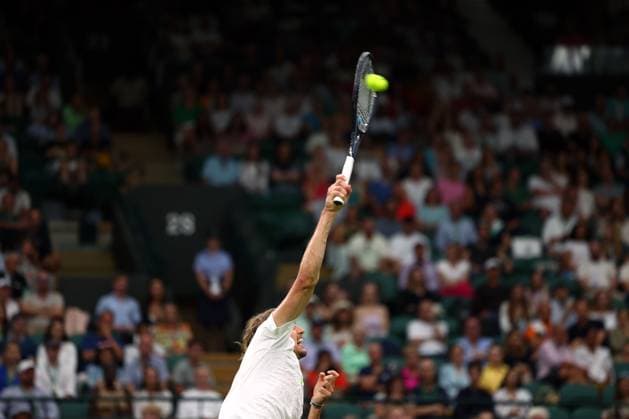 Mandatory Credit: Photo by Simon Dael Shutterstock (14001530ga) Alexander Zverev during his third round match Wimbledon Tennis Championships, Day 6, The All England Lawn Tennis and Croquet Club, London, UK - 08 Jul 2023 Wimbledon Tennis Championships, Day 6, The All England Lawn Tennis and Croquet Club, London, UK - 08 Jul 2023  Copyright: xSimonxDael Shutterstockx 14001530ga