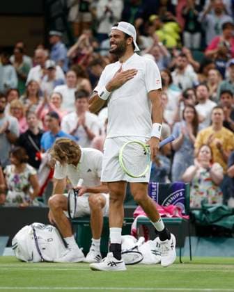 Matteo Berrettini ITA cheers after victory, jubilation, joy, emotion, opponent Alexander Zverev GER in the background Tennis Wimbledon 2023 Grand Slam ITF ATP WTA AELTC London Great Britain 8 July 2023 Copyright: xJuergenxHasenkopfx