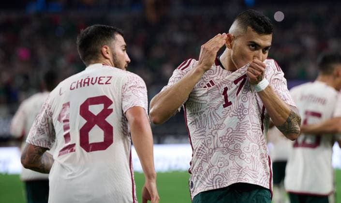 RECORD DATE NOT STATED 2023 CONCACAF Gold Cup Mexico vs Costa Rica CF Orbelin Pineda celebrates his goal 1-0 of Mexico during the game Mexico (Mexican national team, Nationalteam vs Costa Rica, corresponding to Quarterfinals of the CONCACAF Gold Cup 2023, at AT-T Stadium, on July 08, 2023. <br><br> Orbelin Pineda celebra su gol 1-0 de Mexico durante el partido Mexico (Seleccion Nacional Mexicana) vs Costa Rica, correspondiente a cuartos de Final de la Copa Oro de la CONCACAF 2023, en el AT-T Stadium, el 08 de Julio de 2023. ARLINGTON TEXAS ESTADOS UNIDOS  Copyright: xDavidxLeahx 20230708222805_CGC_CF_MEX_CRC_PINEDA203