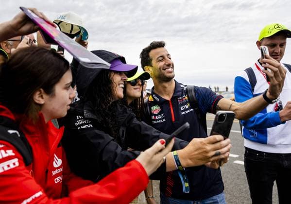 SILVERSTONE - Daniel Ricciardo (Red Bull Racing) arrives ahead of the Grand Prix of Great Britain at the Silverstone Circuit. ANP SEM VAN DER WAL F1 Grand Prix of Great Britain 2023 xVIxANPxSportx xxANPxIVx 473317159 originalFilename: 473317159.jpg