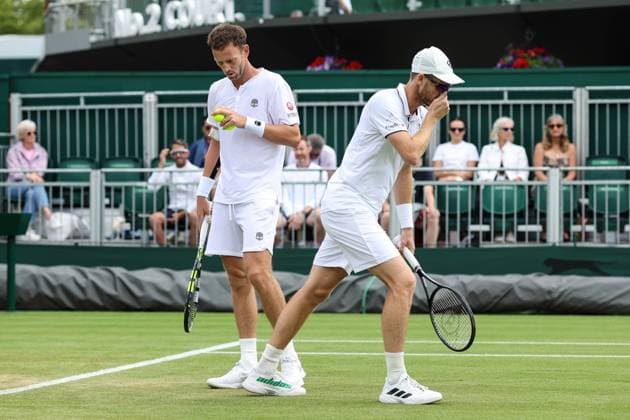 Wimbledon Tag Sieben 9. Juli 2023, Wimbledon Wimbledon Tennis Championships Tag Sieben Michael Venus NZL und Doppelpartner Jamie Murray GBR Foto Charlotte Wilson Abseits Wimbledon UK  Copyright: xCharlottexWilsonx xOffsidexOffside