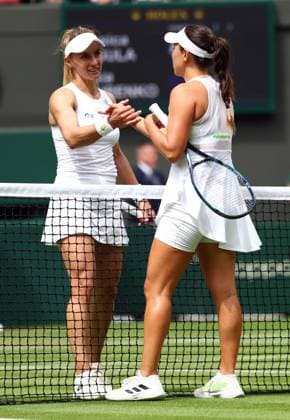 Mandatory Credit: Photo by Simon Dael Shutterstock (14003009av) Jessica Pegula celebrates victory in her fourth round match against Lesia Tsurenko Wimbledon Tennis Championships, Day 7, The All England Lawn Tennis and Croquet Club, London, UK - 09 Jul 2023 Wimbledon Tennis Championships, Day 7, The All England Lawn Tennis and Croquet Club, London, UK - 09 Jul 2023  Copyright: xSimonxDael Shutterstockx 14003009av