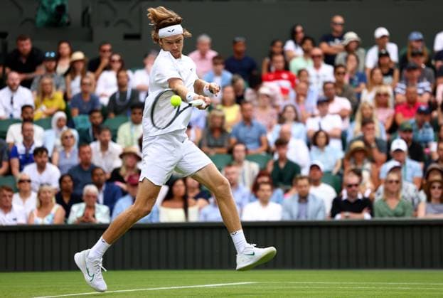 Mandatory Credit: Photo by Simon Dael Shutterstock (14003009bk) Andrey Rublev during his fourth round match Wimbledon Tennis Championships, Day 7, The All England Lawn Tennis and Croquet Club, London, UK - 09 Jul 2023 Wimbledon Tennis Championships, Day 7, The All England Lawn Tennis and Croquet Club, London, UK - 09 Jul 2023  Copyright: xSimonxDael Shutterstockx 14003009bk