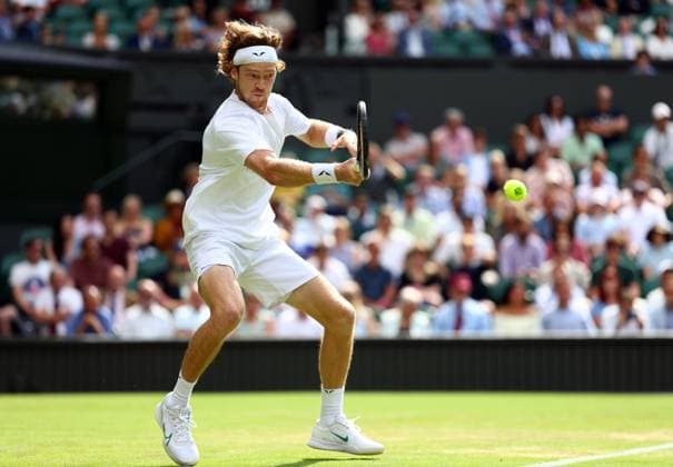 Mandatory Credit: Photo by Simon Dael Shutterstock (14003009cj) Andrey Rublev during his fourth round match Wimbledon Tennis Championships, Day 7, The All England Lawn Tennis and Croquet Club, London, UK - 09 Jul 2023 Wimbledon Tennis Championships, Day 7, The All England Lawn Tennis and Croquet Club, London, UK - 09 Jul 2023  Copyright: xSimonxDael Shutterstockx 14003009cj