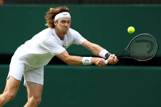Mandatory Credit: Photo by Simon Dael Shutterstock (14003009cp) Andrey Rublev during his fourth round match Wimbledon Tennis Championships, Day 7, The All England Lawn Tennis and Croquet Club, London, UK - 09 Jul 2023 Wimbledon Tennis Championships, Day 7, The All England Lawn Tennis and Croquet Club, London, UK - 09 Jul 2023  Copyright: xSimonxDael Shutterstockx 14003009cp