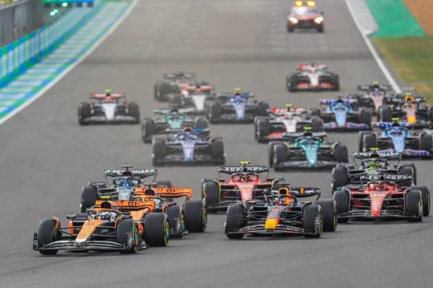 FORMULA 1 ARAMCO BRITISH GRAND PRIX 2023, 09 07 2023 Lando Norris 4 (GBR), McLaren MCL60 leads from Max Verstappen 1 (NED), HONDA Red Bull Racing RB19 at start during the FORMULA 1 ARAMCO BRITISH GRAND PRIX 2023 at the Silverstone Circuit, Silverstone, United Kingdom on 9 July 2023 Editorial Use Only Copyright: xPhilxDuncanx ESM-0744-0009
