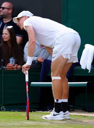 Mandatory Credit: Photo by Javier Garcia Shutterstock (14003010do) Denis Shapovalov dejected during his fourth round match Wimbledon Tennis Championships, Day 7, The All England Lawn Tennis and Croquet Club, London, UK - 09 Jul 2023 Wimbledon Tennis Championships, Day 7, The All England Lawn Tennis and Croquet Club, London, UK - 09 Jul 2023  Copyright: xJavierxGarcia Shutterstockx 14003010do