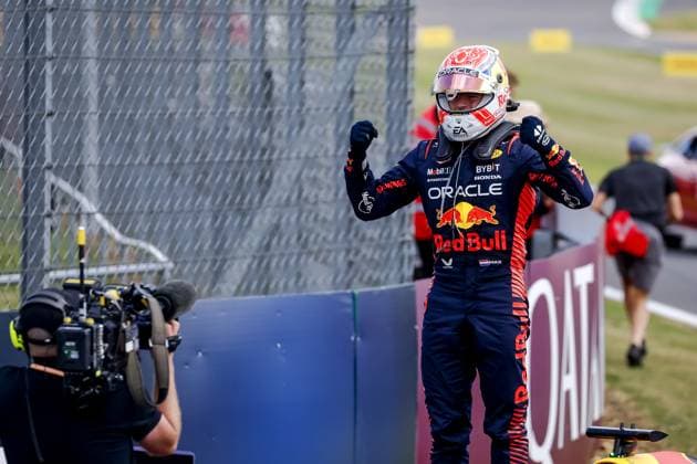 SILVERSTONE - Max Verstappen (Red Bull Racing) celebrates victory during the Grand Prix of Great Britain at the Silverstone Circuit. ANP SEM VAN DER WAL F1 Grand Prix of Great Britain 2023 xVIxANPxSportx xxANPxIVx 473330608 originalFilename: 473330608.jpg