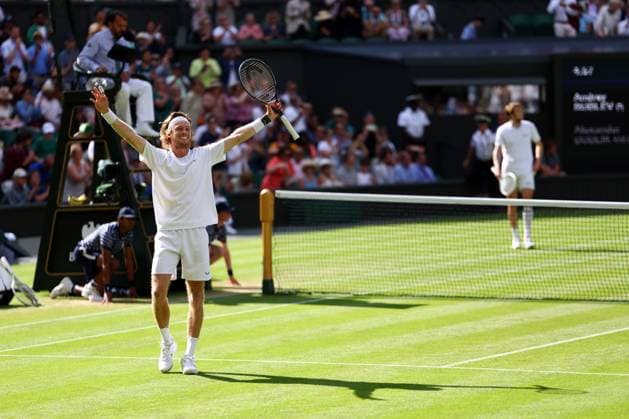 Mandatory Credit: Photo by Simon Dael Shutterstock (14003009dv) Andrey Rublev celebrates winning his fourth round match against Alexander Bublik Wimbledon Tennis Championships, Day 7, The All England Lawn Tennis and Croquet Club, London, UK - 09 Jul 2023 Wimbledon Tennis Championships, Day 7, The All England Lawn Tennis and Croquet Club, London, UK - 09 Jul 2023  Copyright: xSimonxDael Shutterstockx 14003009dv