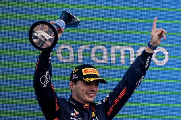 SILVERSTONE - Max Verstappen (Red Bull Racing) on the podium during the Grand Prix of Great Britain at the Silverstone Circuit. ANP SEM VAN DER WAL F1 Grand Prix of Great Britain 2023 xVIxANPxSportx xxANPxIVx 473331686 originalFilename: 473331686.jpg