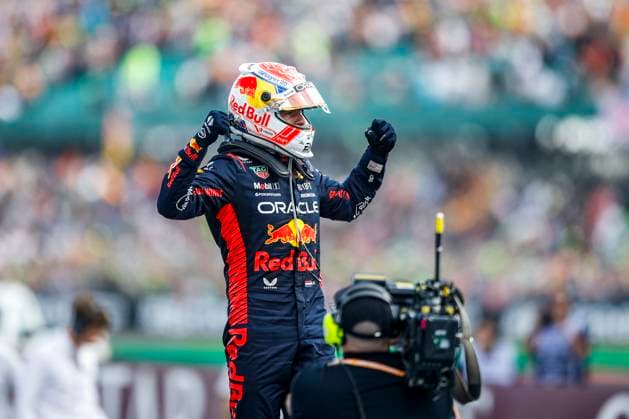 VERSTAPPEN Max (ned), Red Bull Racing RB19, portrait celebration victory during the 2023 Formula 1 Aramco British Grand Prix, 10th round of the 2023 Formula One World Championship, WM, Weltmeisterschaft from July 7 to 9, 2023 on the Silverstone Circuit, in Silverstone, United Kingdom - F1 - BRITISH GRAND PRIX 2023 - RACE DPPI Panoramic  03323013__R3_1538_1 