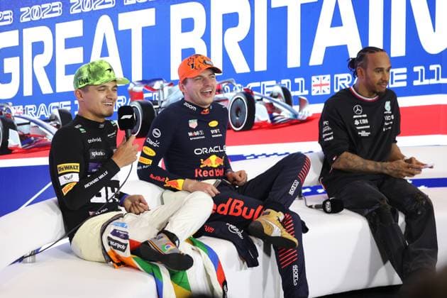 NORRIS Lando (gbr), McLaren F1 Team MCL60, VERSTAPPEN Max (ned), Red Bull Racing RB19, HAMILTON Lewis (gbr), Mercedes AMG F1 Team W14, portrait press conference, PK, Pressekonferenz during the 2023 Formula 1 Aramco British Grand Prix, 10th round of the 2023 Formula One World Championship, WM, Weltmeisterschaft from July 7 to 9, 2023 on the Silverstone Circuit, in Silverstone, United Kingdom Copyright: xAntoninxVincent DPPI IPAxSportx x xIPAxSportx 0 IPA_IPA39138889
