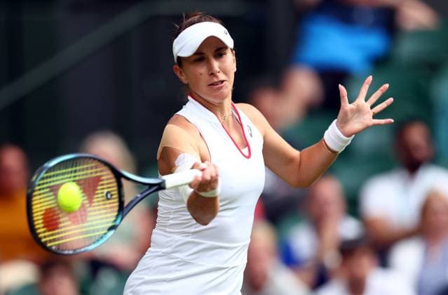 Mandatory Credit: Photo by Simon Dael Shutterstock (14003009fl) Belinda Bencic during her fourth round match Wimbledon Tennis Championships, Day 7, The All England Lawn Tennis and Croquet Club, London, UK - 09 Jul 2023 Wimbledon Tennis Championships, Day 7, The All England Lawn Tennis and Croquet Club, London, UK - 09 Jul 2023  Copyright: xSimonxDael Shutterstockx 14003009fl