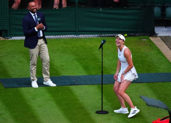 Mandatory Credit: Photo by Javier Garcia Shutterstock (14003010ie) Elina Svitolina celebrates after winning her fourth round match Wimbledon Tennis Championships, Day 7, The All England Lawn Tennis and Croquet Club, London, UK - 09 Jul 2023 Wimbledon Tennis Championships, Day 7, The All England Lawn Tennis and Croquet Club, London, UK - 09 Jul 2023  Copyright: xJavierxGarcia Shutterstockx 14003010ie