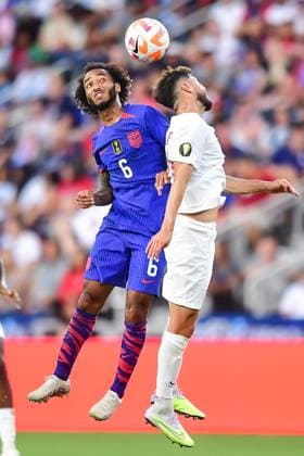 RECORD DATE NOT STATED 2023 CONCACAF Gold Cup United States vs Canada (L-R), Gianluca Busio of USA and Jonathan Osorio of Canada during the game United States (USA) vs Canada corresponding to Quarterfinals of the CONCACAF Gold Cup 2023, at TQL Stadium, on July 09, 2023. <br><br> (I-D), Gianluca Busio de USA y Jonathan Osorio de Canada durante el partido Estados Unidos (EUA) vs Canada, correspondiente a cuartos de Final de la Copa Oro de la CONCACAF 2023, en el TQL Stadium, el 09 de Julio de 2023. CINCINNATI OHIO ESTADOS UNIDOS  Copyright: xIsaacxOrtizx 20230709203505_CGC_23_CF_USA_CAN_BUSIO116