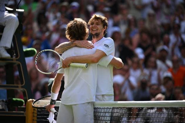 Wimbledon Championships Day 7 Andrey Rublev (RUS) during his fourth round match at the 2023 Wimbledon Championships at the AELTC in London, UK on July 9, 2023. Photo by Corinne Dubreuil ABACAPRESS.COM London United Kingdom  Copyright: xDubreuilxCorinne ABACAx 860097_080 DubreuilxCorinne ABACAx 860097_080