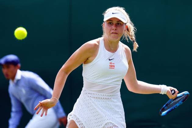 Mandatory Credit: Photo by Javier Garcia Shutterstock (14003748s) Ella McDonald during her Girls Singles second round match Wimbledon Tennis Championships, Day 8, The All England Lawn Tennis and Croquet Club, London, UK - 10 Jul 2023 Wimbledon Tennis Championships, Day 8, The All England Lawn Tennis and Croquet Club, London, UK - 10 Jul 2023  Copyright: xJavierxGarcia Shutterstockx 14003748s