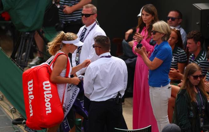 Mandatory Credit: Photo by Ella Ling Shutterstock (14003751u) Mirra Andreeva walks off dejected after defeat to Madison Keys Wimbledon Tennis Championships, Day 8, The All England Lawn Tennis and Croquet Club, London, UK - 10 Jul 2023 Wimbledon Tennis Championships, Day 8, The All England Lawn Tennis and Croquet Club, London, UK - 10 Jul 2023  Copyright: xEllaxLing Shutterstockx 14003751u