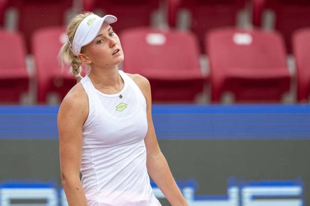 230710 Polina Kudermetova, Russia, falls during day 1 of the WTA Nordea Open on July 10, 2023 in Bastad, Sweden.  Copyright: MATHILDAxAHLBERG BB230710MA046